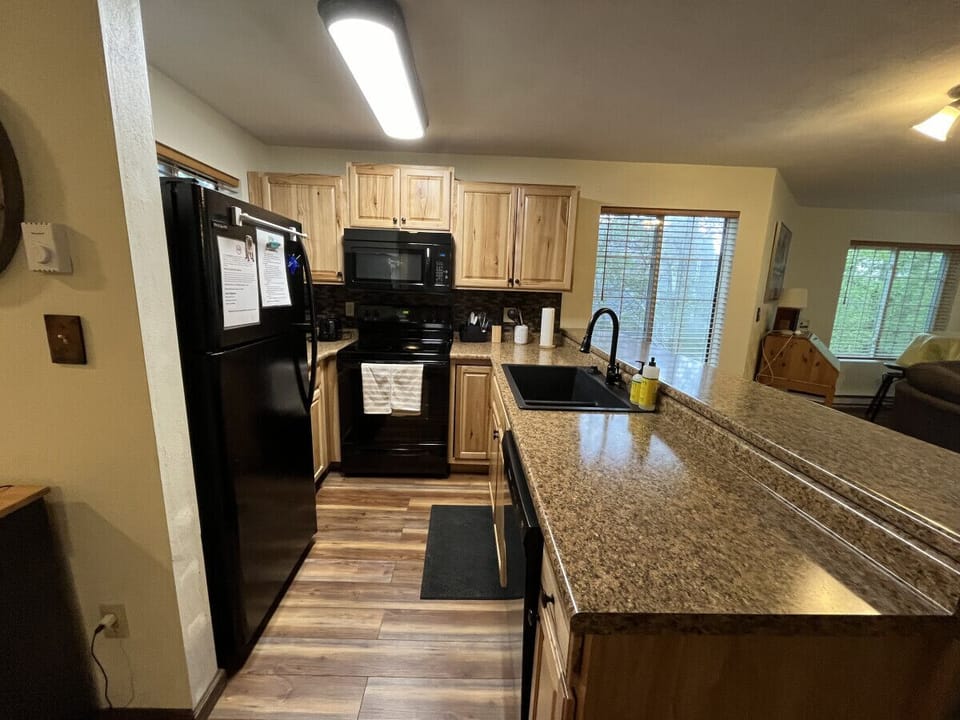 Full size appliances to make cooking a breeze