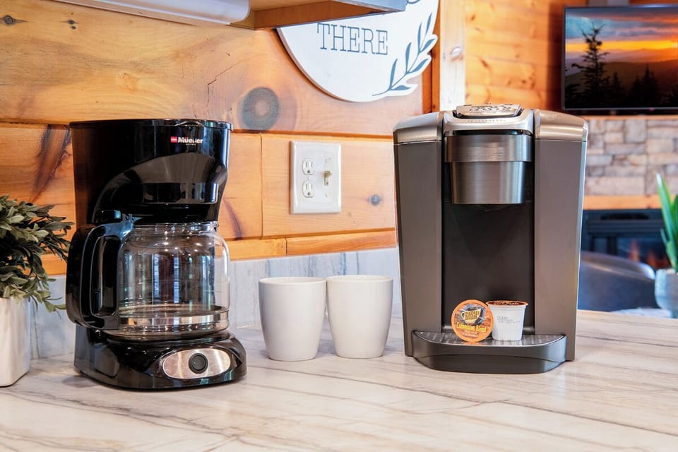 Firefly Lodge's fully-equipped kitchen