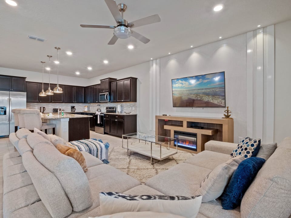 2031-lelani-cir--davenport--fl-33897-extra---04.jpg