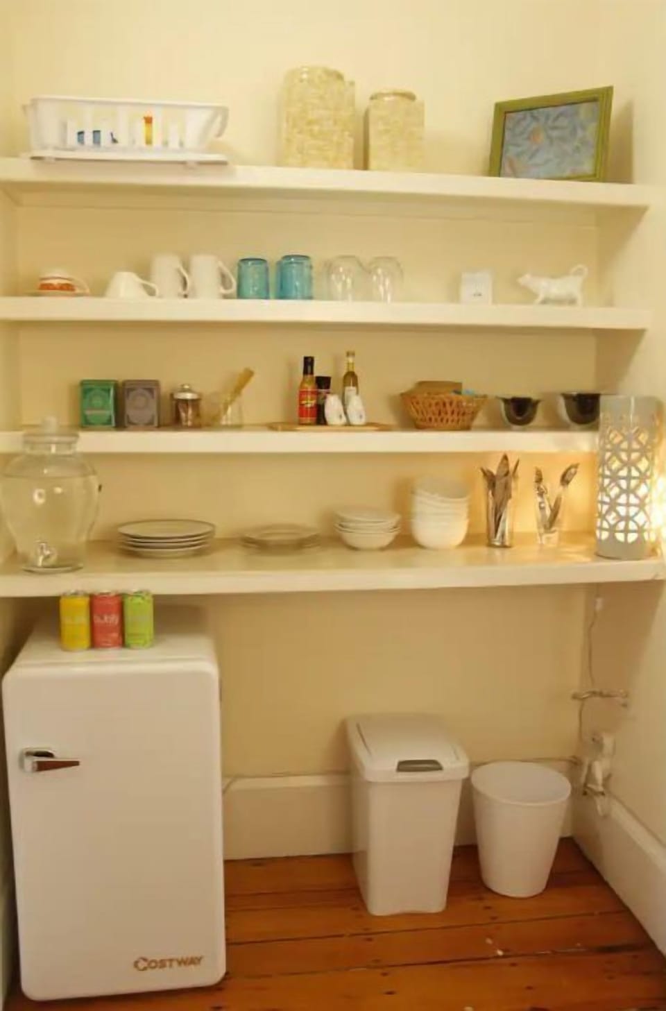 Kitchenette!