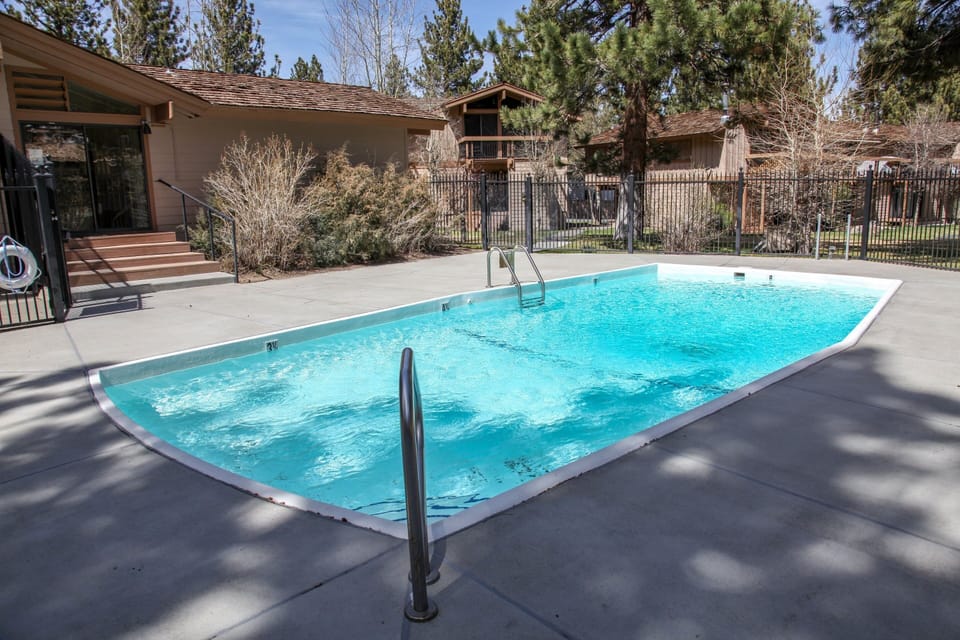 Pool, Water, Swimming Pool, Hotel, Resort
