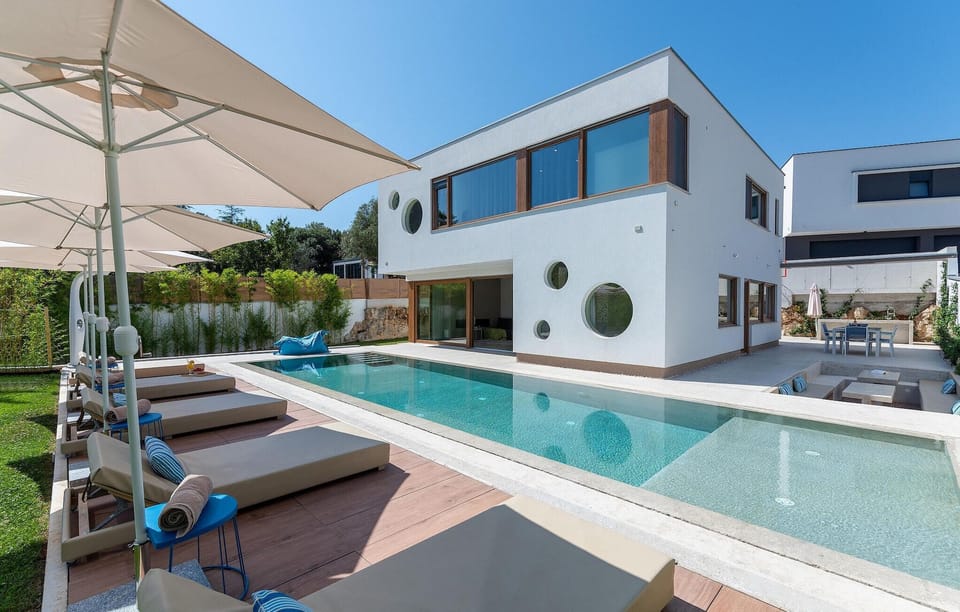 pool