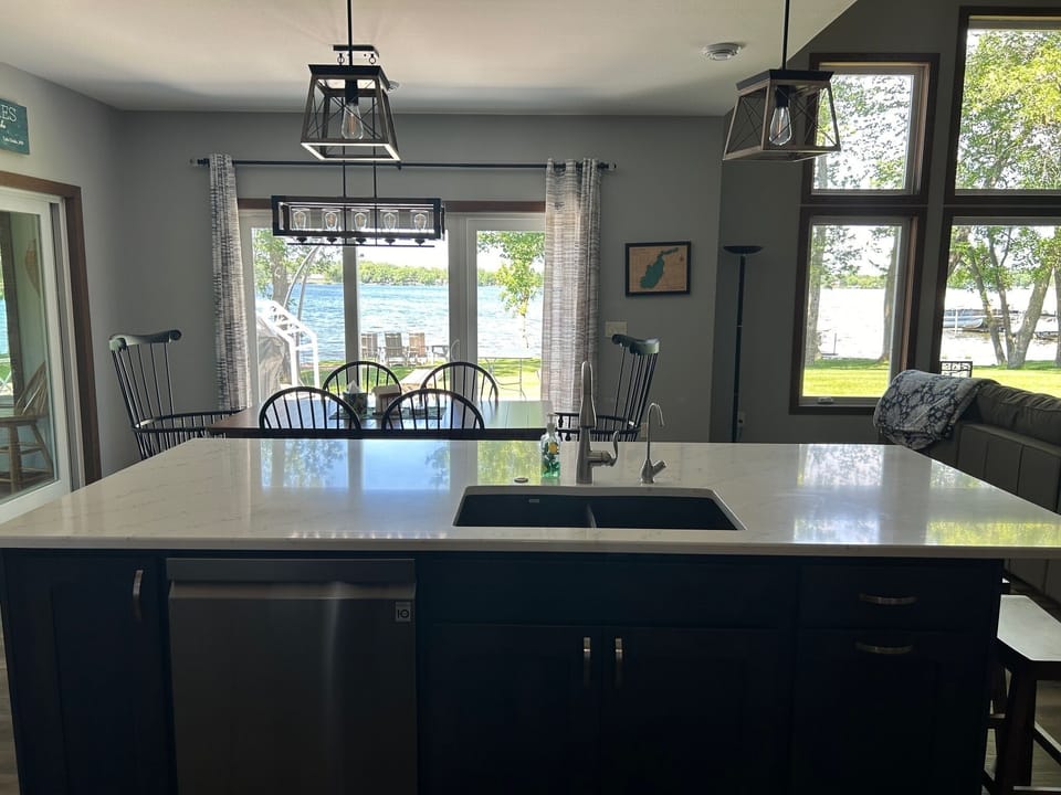 Kitchen Island - looking at the lake