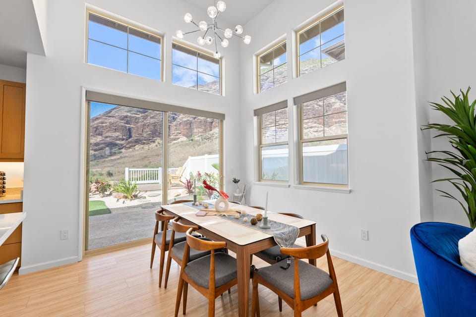 Mountain and ocean views from the dining table.