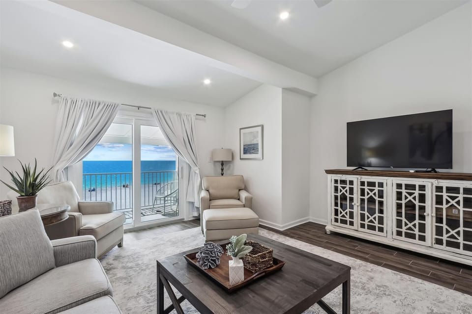 main level-living area-125750_056