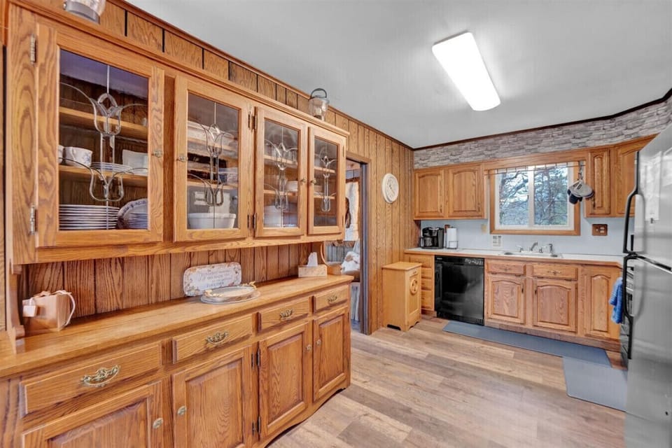 Cook, sip, and savor in a fully equipped country kitchen with cozy homey vibes