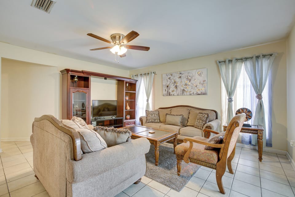 New Orleans Vacation Rental | 4BR | 2BA | 1,750 Sq Ft | 1 Exterior Step Required