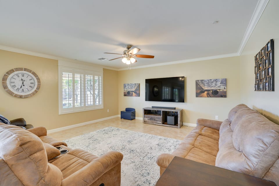 Corona De Tucson Vacation Rental | 4BR | 3BA | 1 Step to Enter | 3,185 Sq Ft