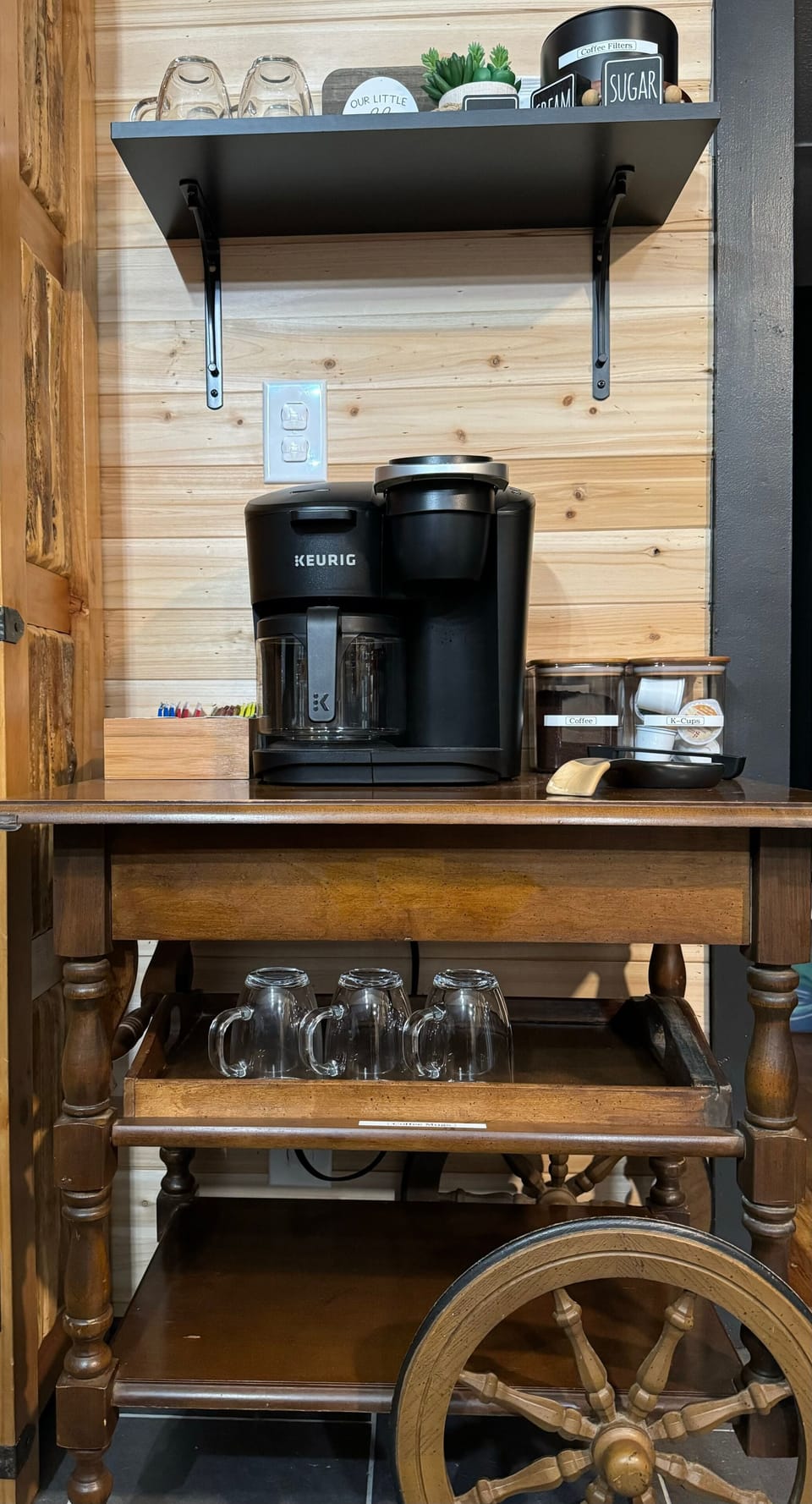 Coffee station with Keurig and drip coffee for relaxed mornings