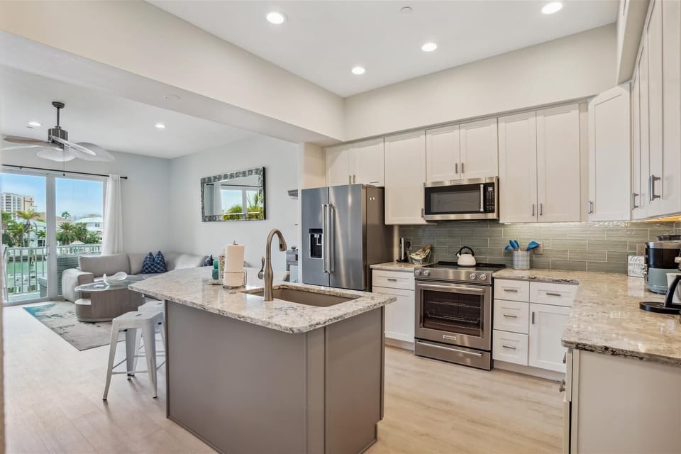 Open Kitchen Fully Stocked