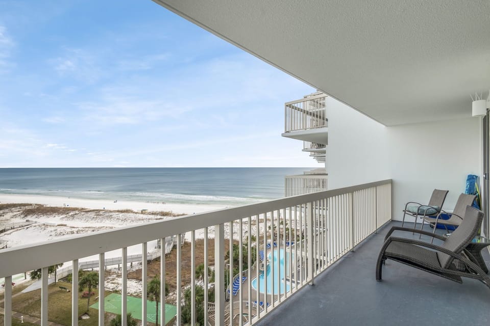24' balcony accessible from the living room and bedroom
