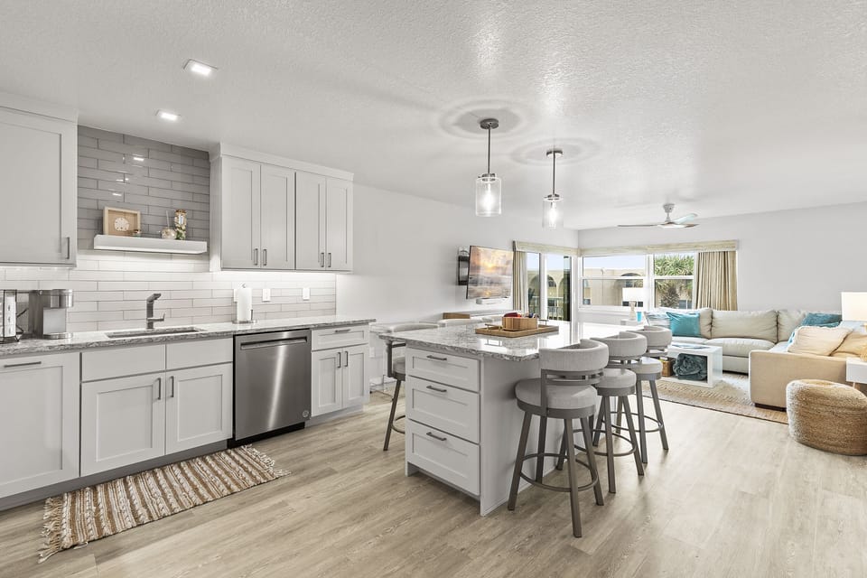 Spacious Kitchen Area