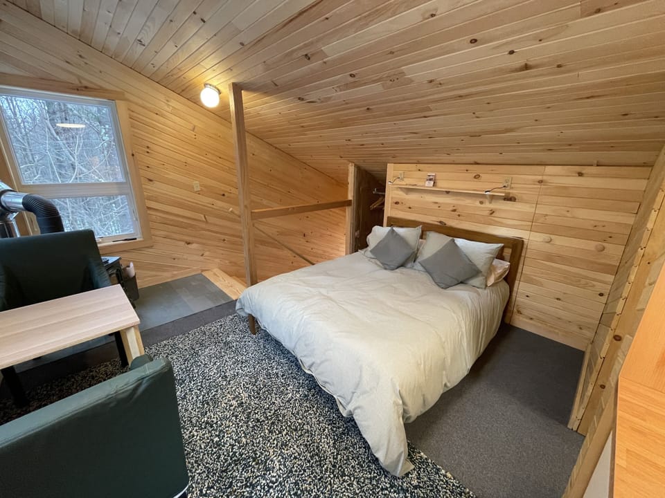 Double bed