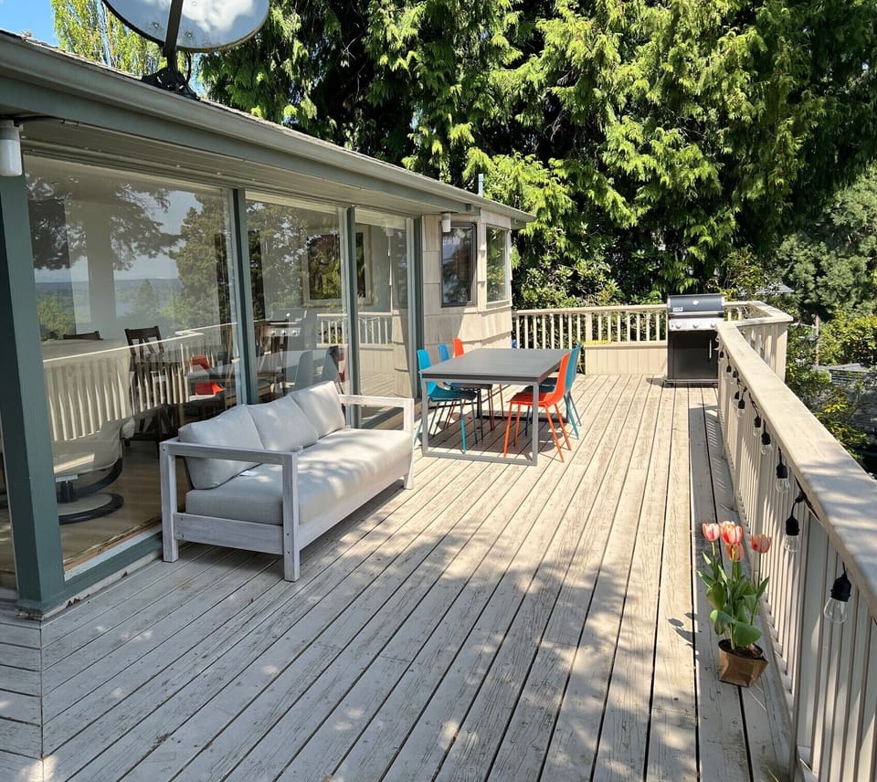 Deck including sitting area and Weber Barbecue 
