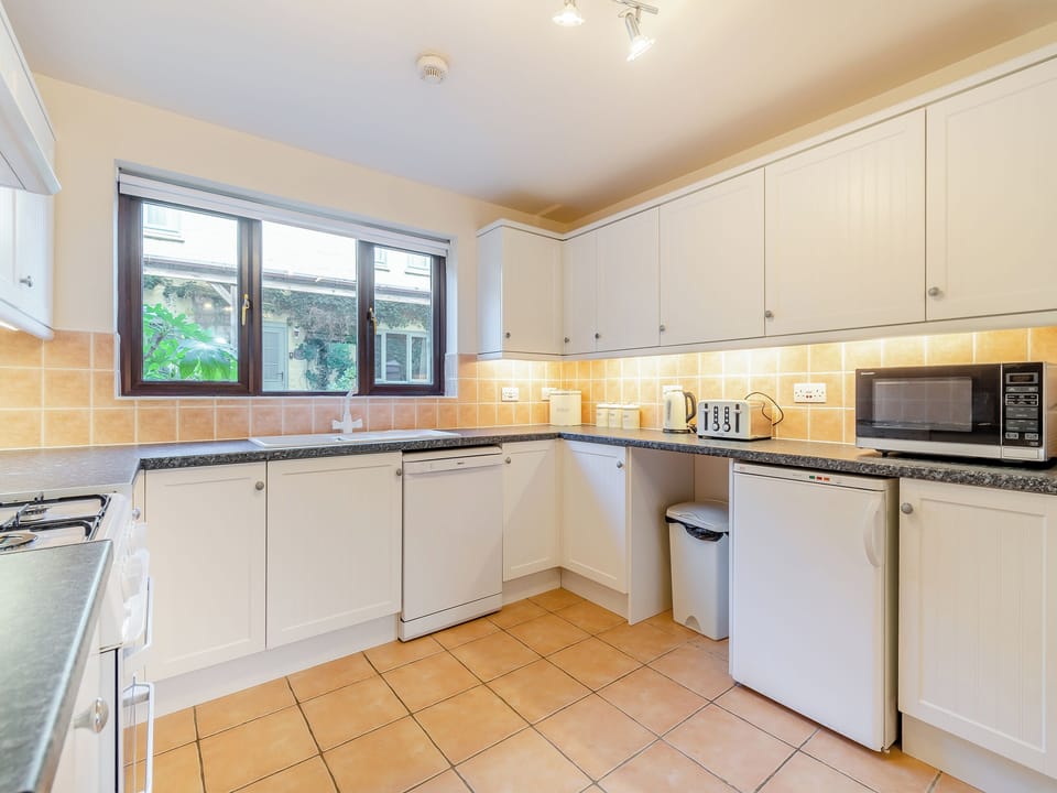 Kitchen | Brongwyn Cottages- Barley Cottage - Brongwyn Cottages, Penparc, near Cardigan