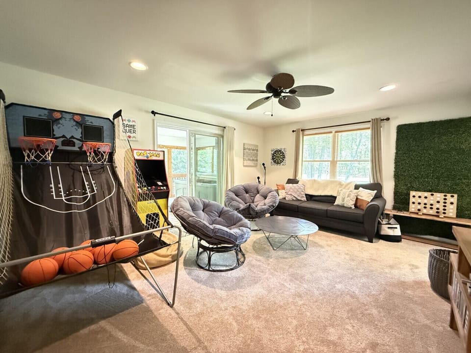 Family Room/Game Room