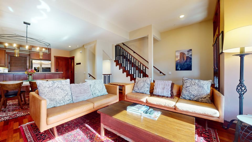 Furniture, Indoors, Living Room, Couch, Home Decor
