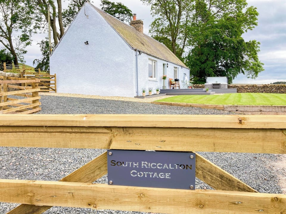 Exterior | South Riccalton Farm Cottage, Jedburgh