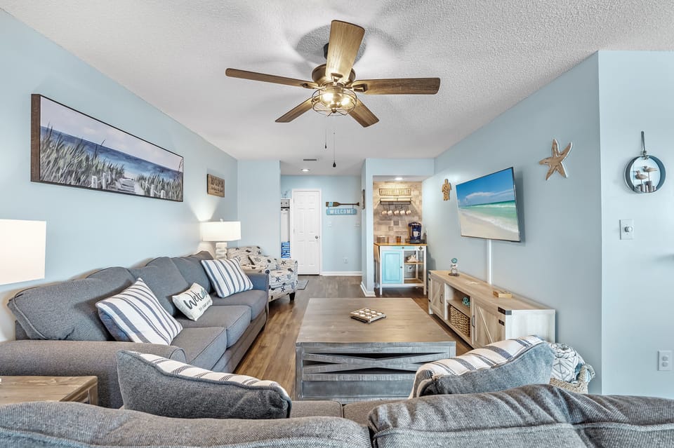 Coastal comfort, Smart TV & lagoon views—your perfect Gulf Shores retreat.