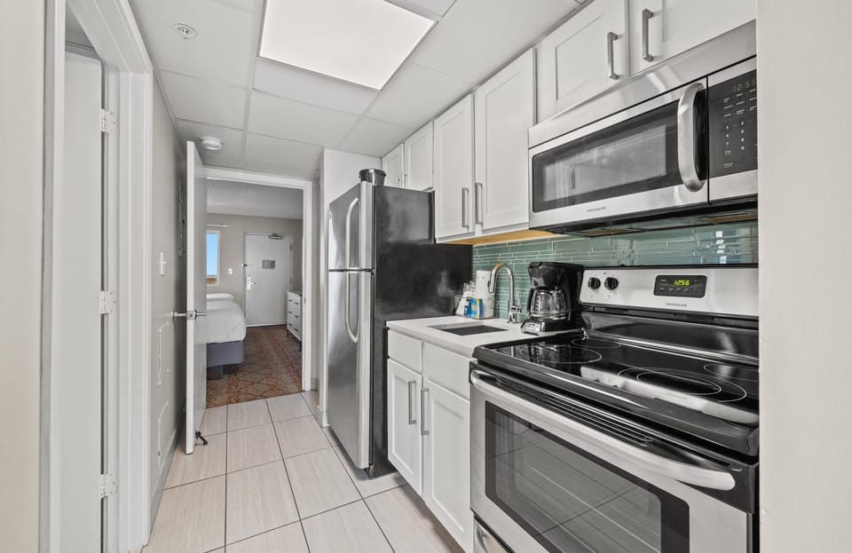 Fully equipped kitchen