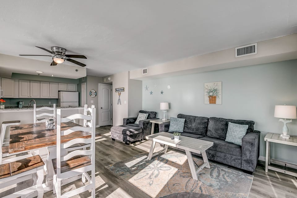 Living and dining area