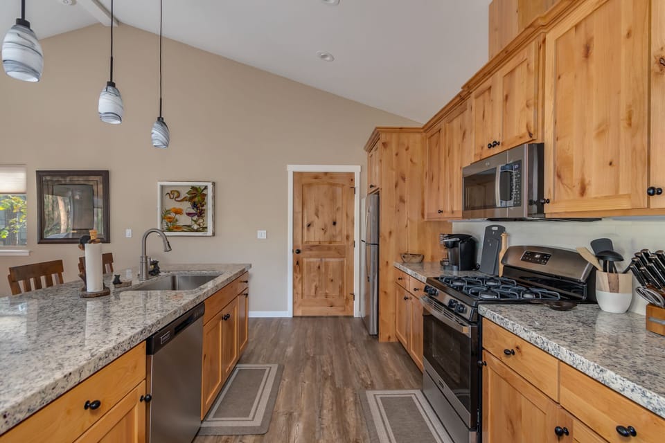 Kitchen 1