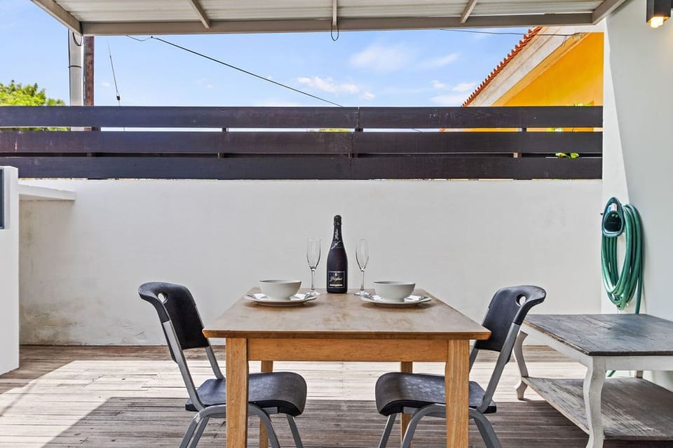 Al fresco elegance: where every meal is served with a side of sunshine.