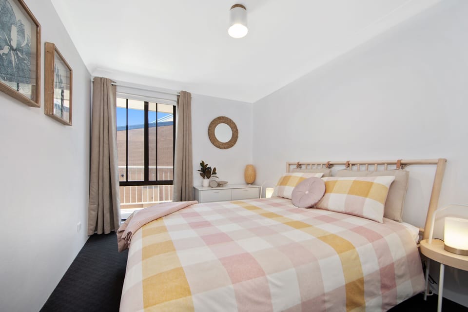 A super comfortable queen bed for those lazy morning sleep ins.