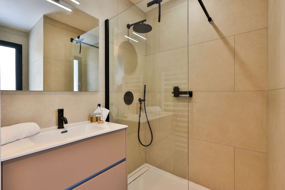 Shower room.
Non-contractual photo