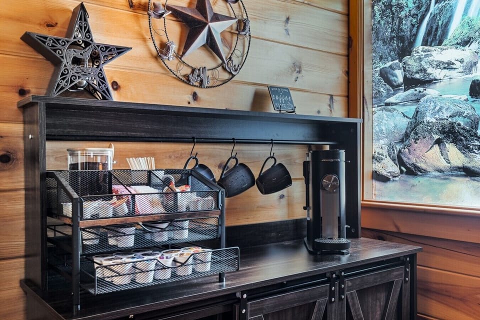 Ensuite Coffee Bar Main Level Master
