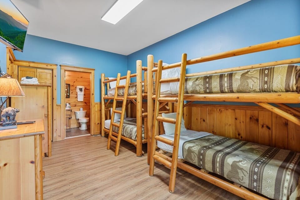 Downstairs Bunk Room