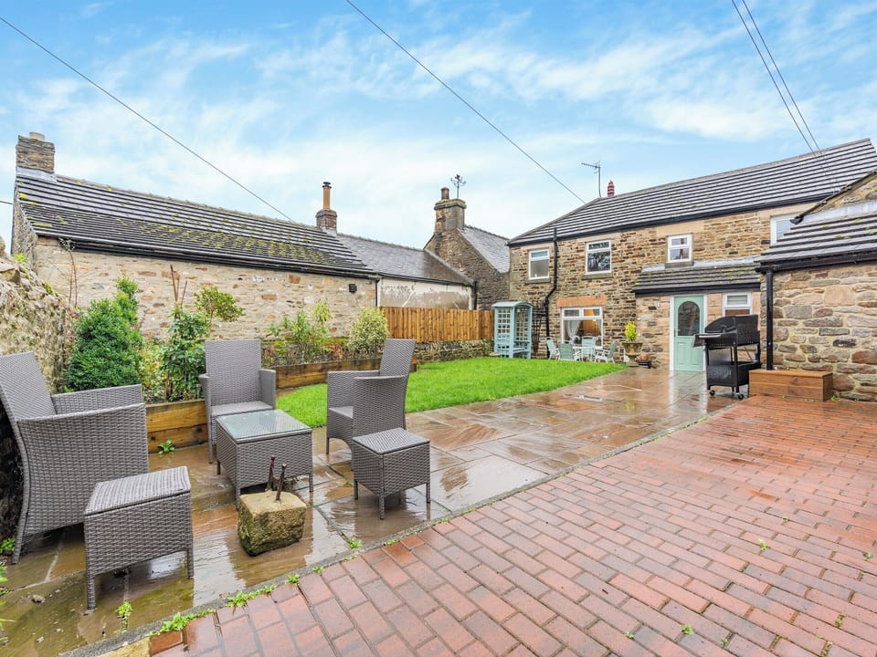 Sitting-out-area | Ivy Cottage, Stanhope