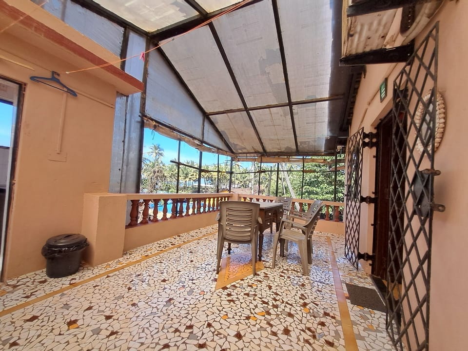 Top Floor Terrace 