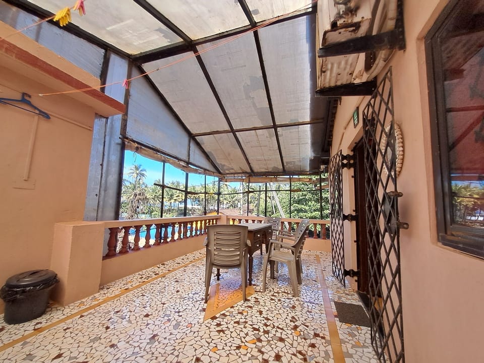 Top Floor Sea View Balcony