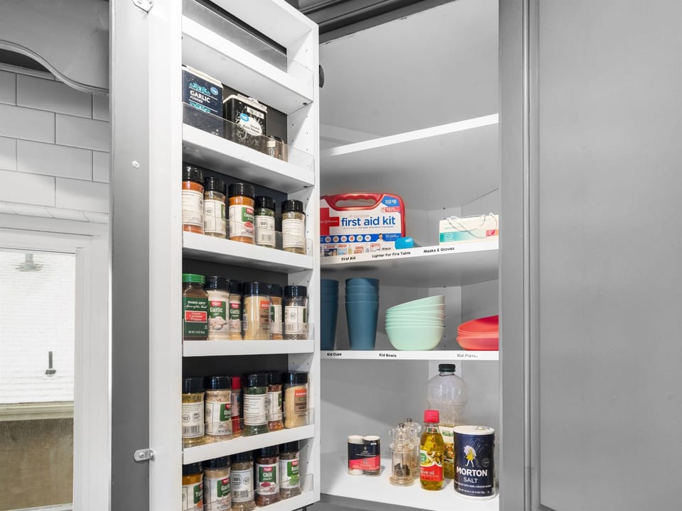 All The Spices You Need To Cook A Delicious Meal at Your Home Away From Home