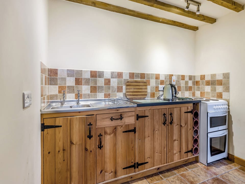 Kitchen | Shepherds Hut - Morrells Wood Farm, Leighton, near Shrewsbury