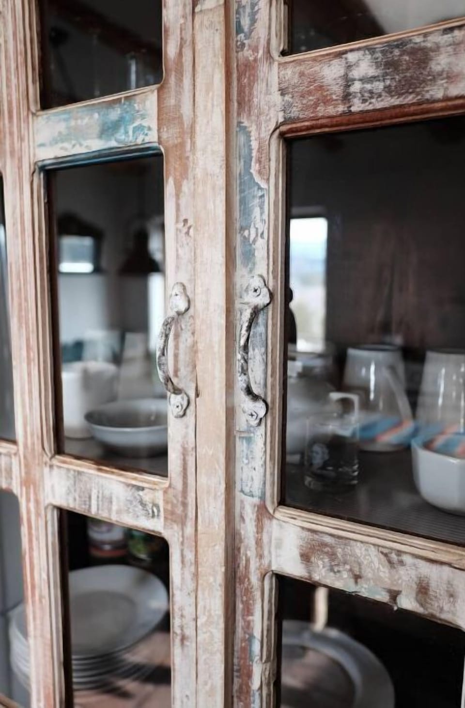 Nice dishes and some plastic ones for kids.