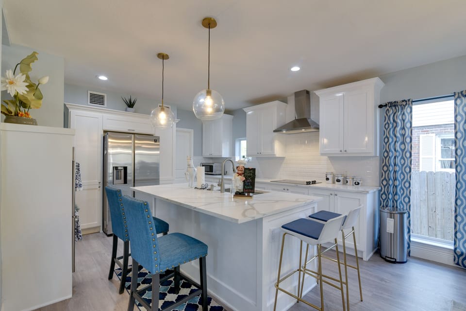 Kitchen | Double Wall Oven | Refrigerator | Spices