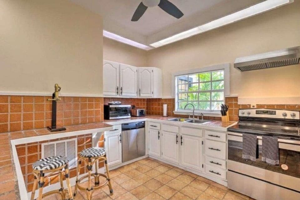 1st Floor Kitchen