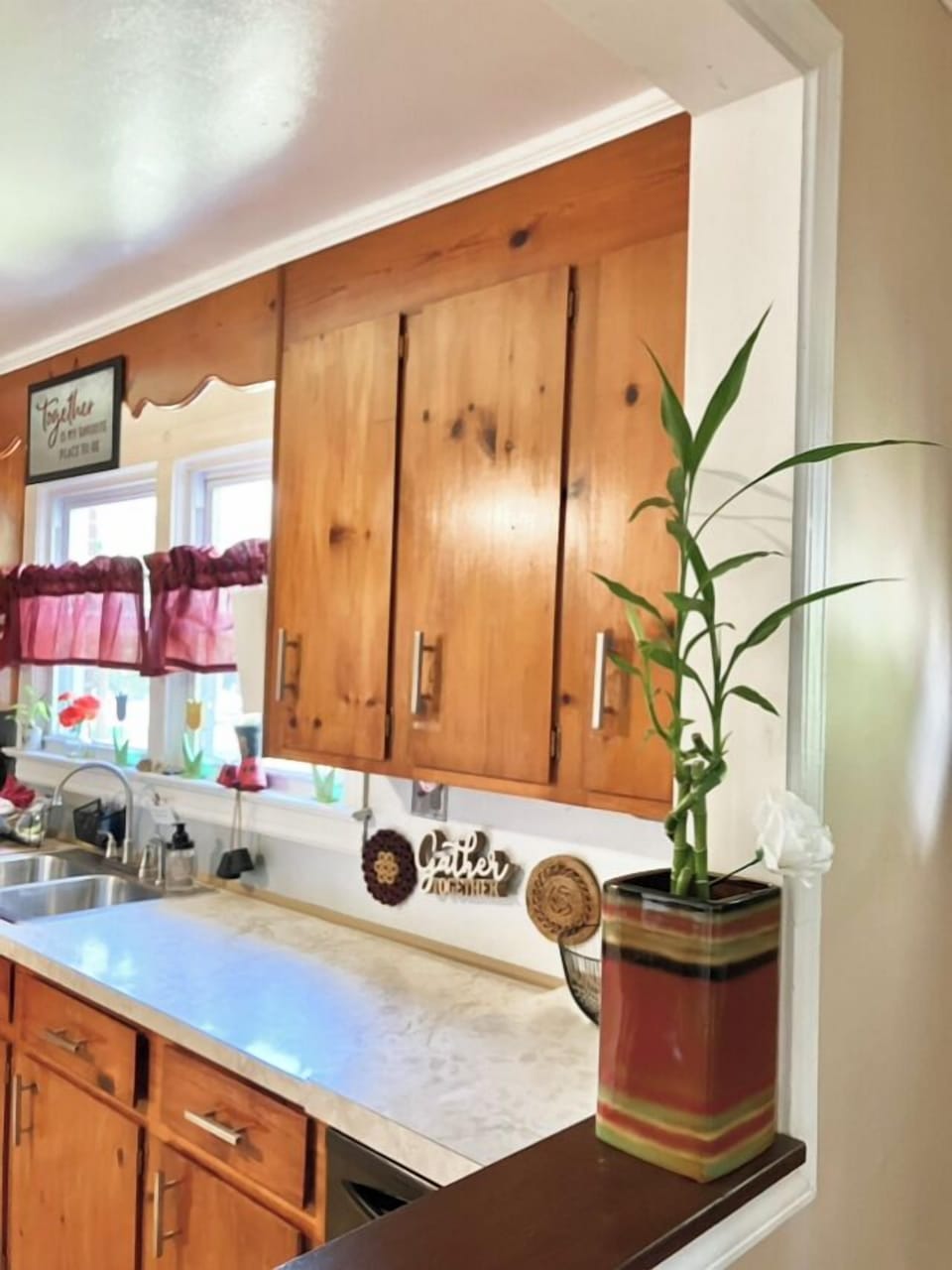 Full kitchen