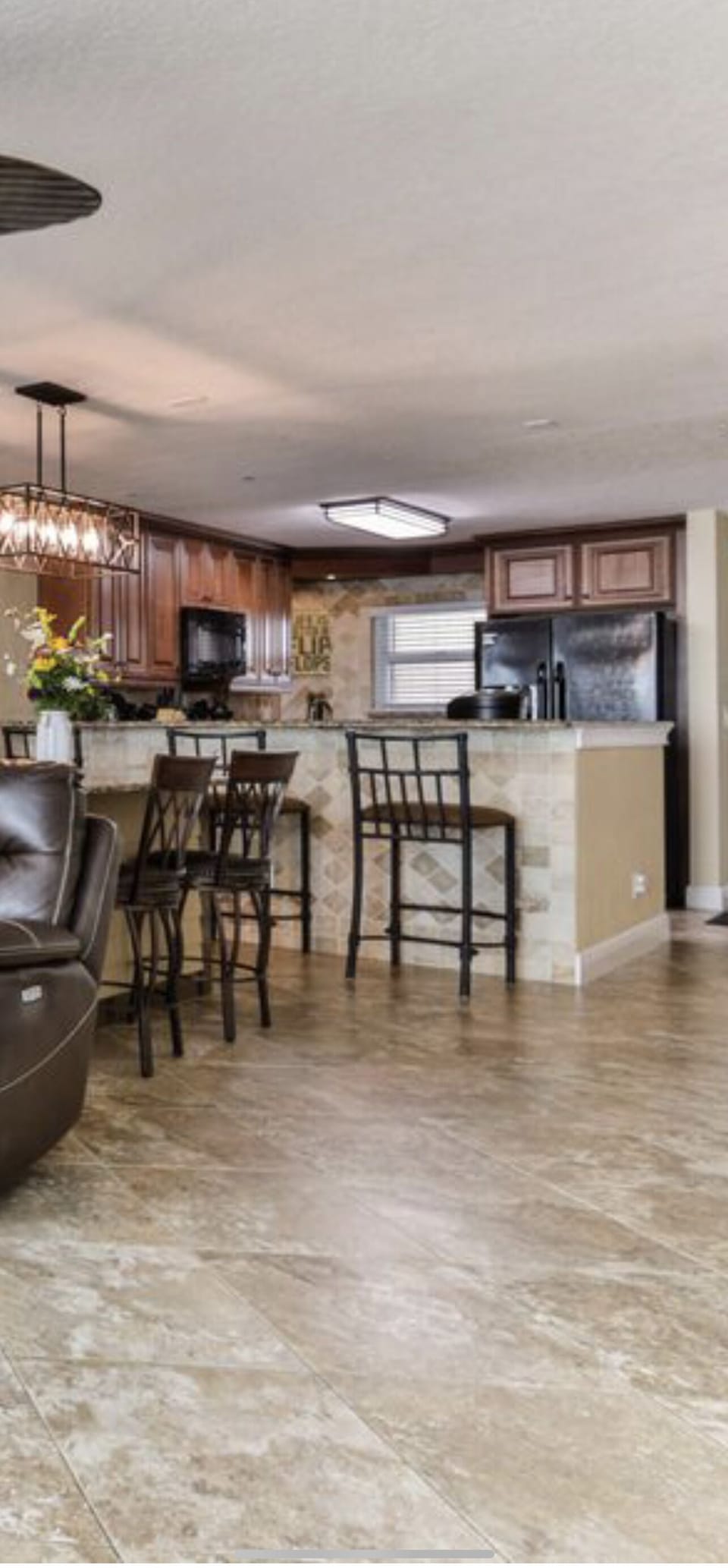 Kitchen/dining area 