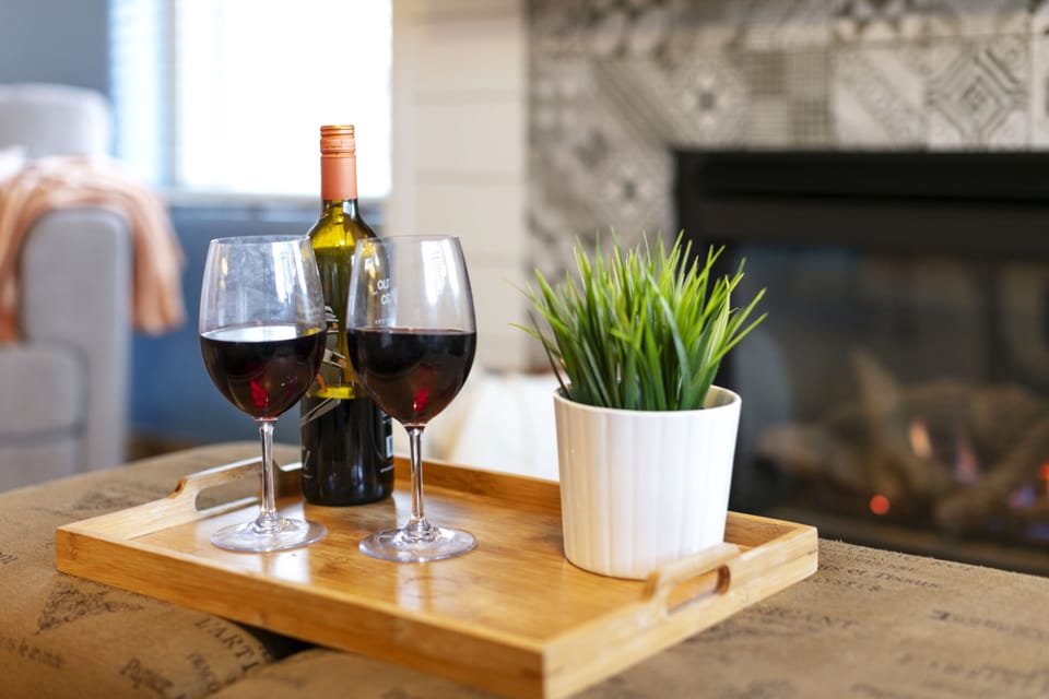 Cozy place to unwind at the end of the day with your favorite drinks