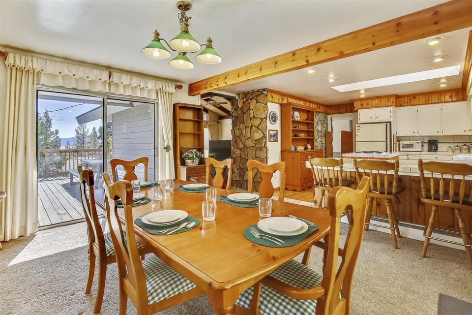 Dining room to kitchen - upstairs
Showing part of deck