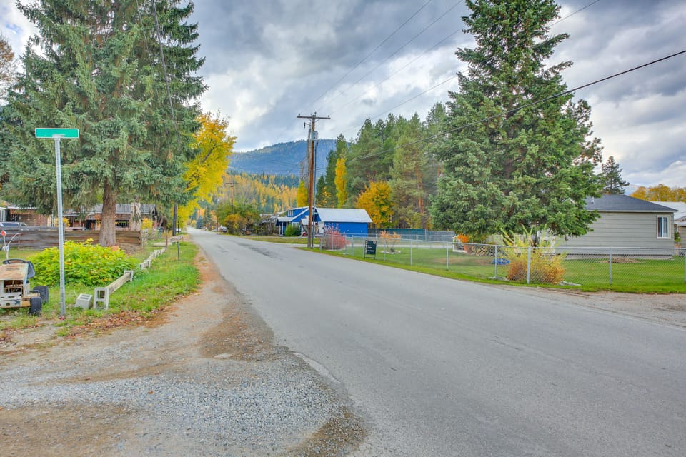 Street Parking (First-Come, First-Served)