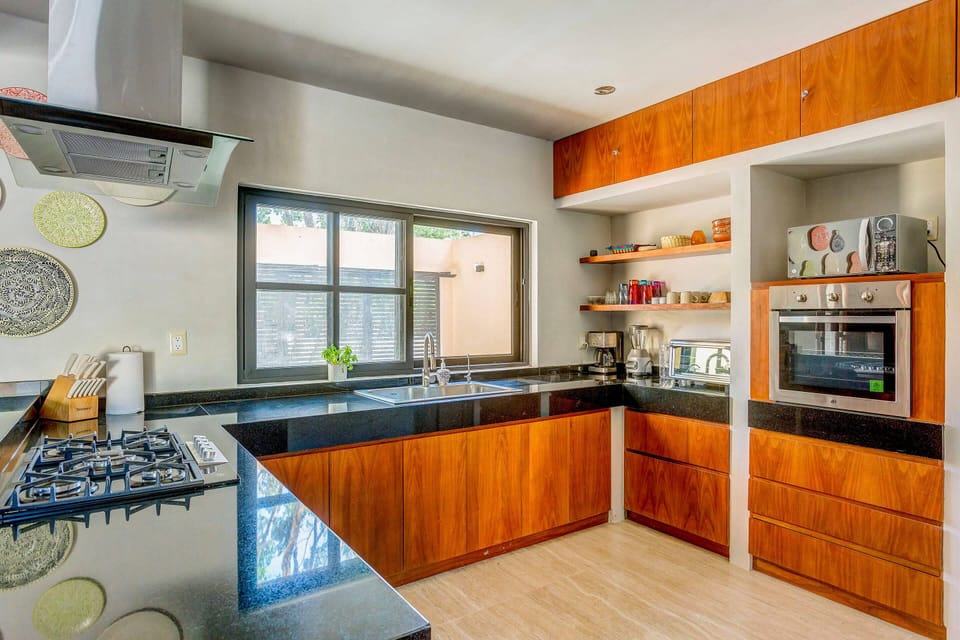 Lots of counter space in the kitchen for easy meal prep