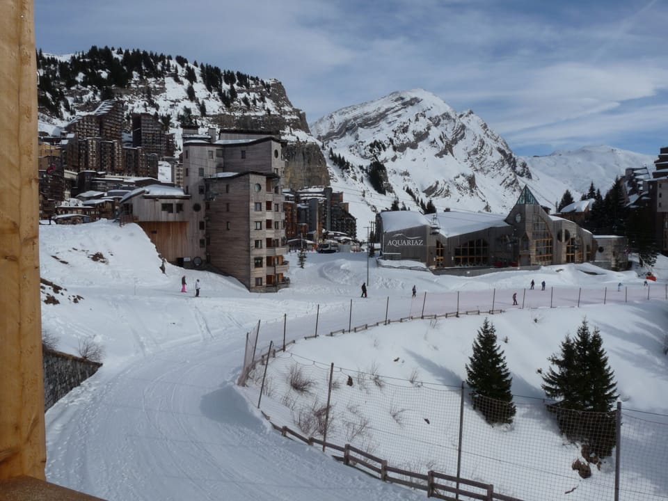 Snow and ski sports