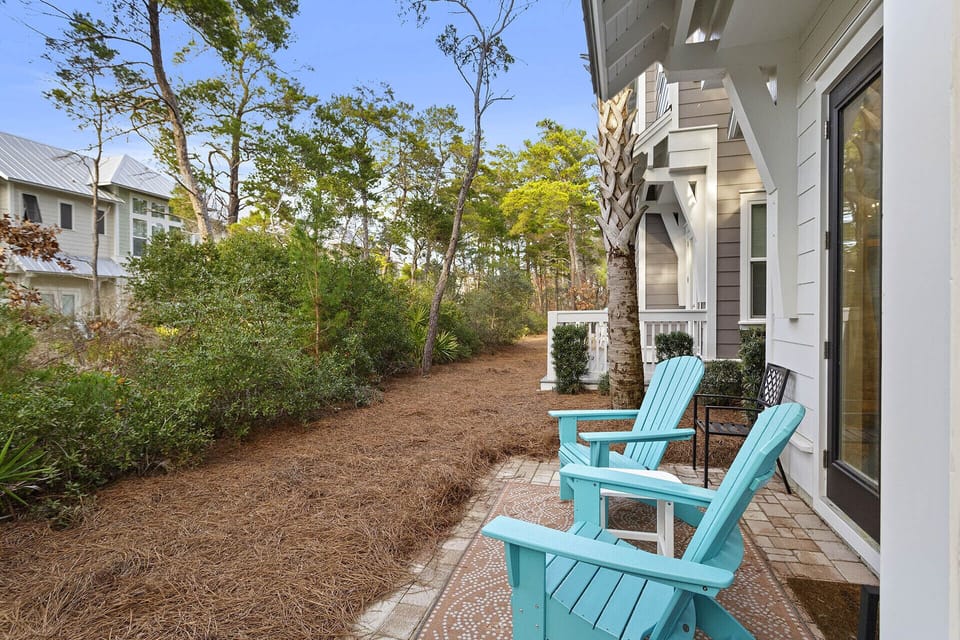 24-30A-Beach-Escape-Patio