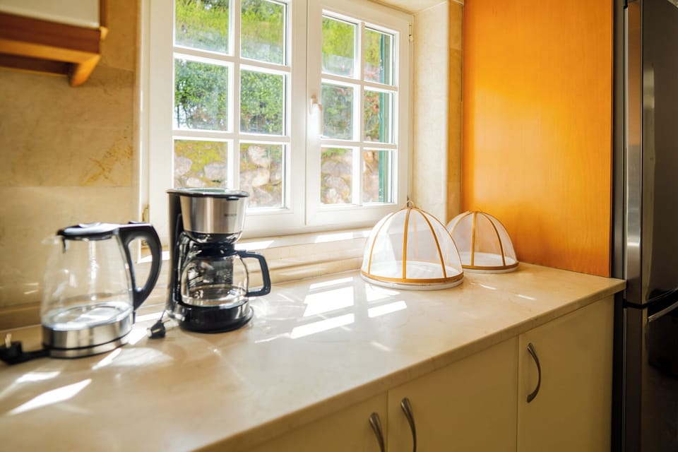 The Kitchen - Completely equipped with everything you'll need