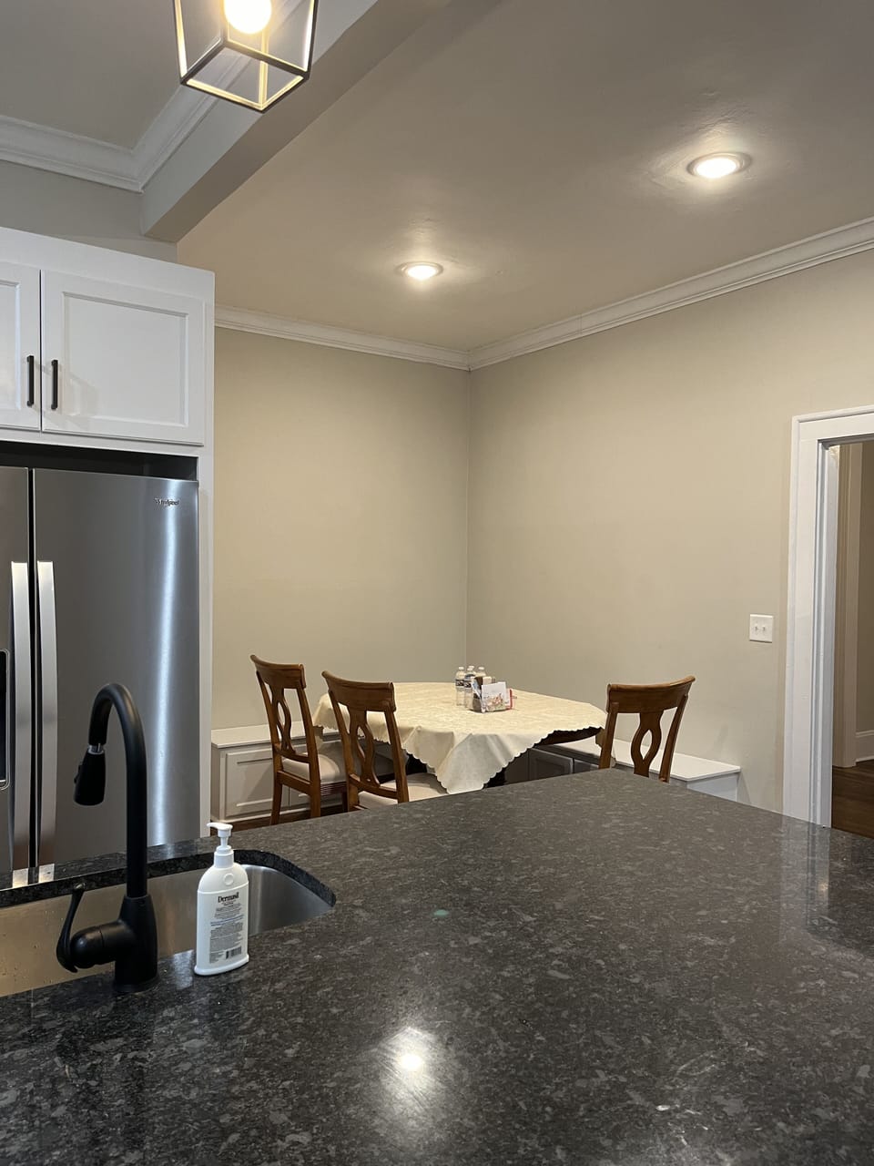 Eat in Kitchen