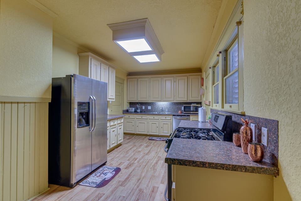 Kitchen | Keurig Coffee Maker